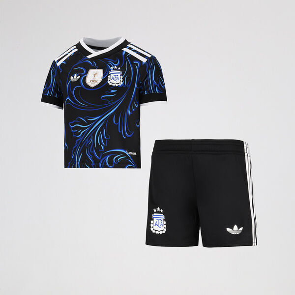 Conjunto Selecci&oacute;n Argentina adidas Alternativo 26 Infantil