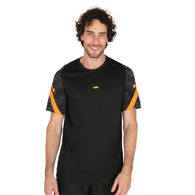 Remera Nike Dri-FIT Strike 21