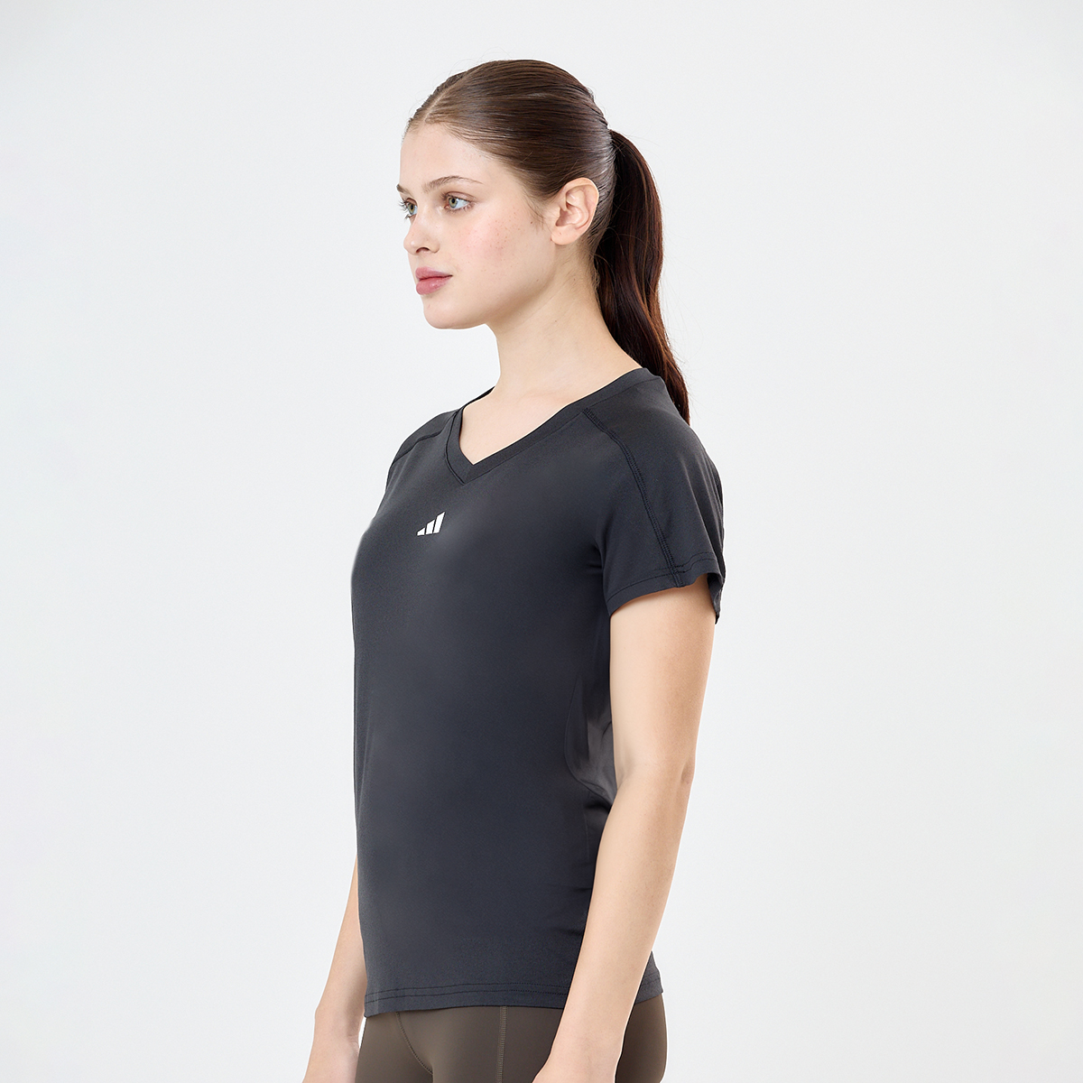 Remera Entrenamiento adidas Essentials Minimal Mujer,  image number null