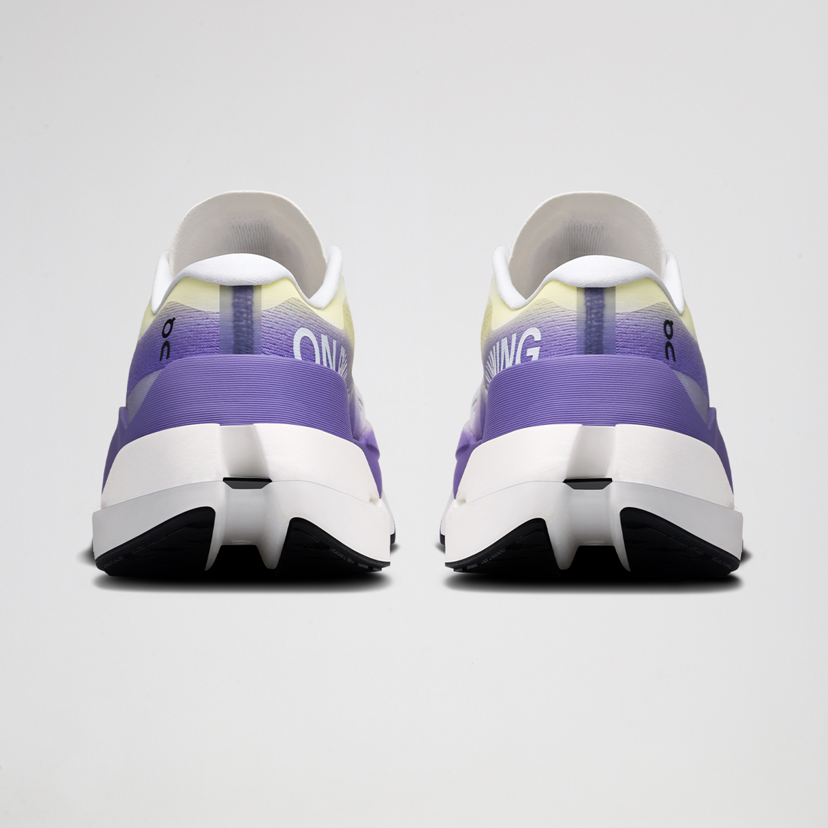 Zapatillas ON Cloudboom Max Mujer,  image number null