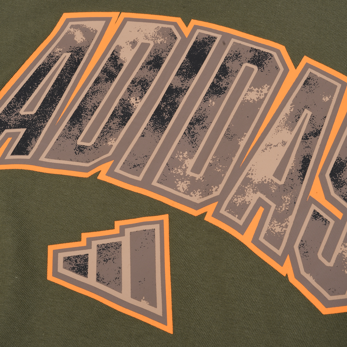 Remera adidas Camo Script Graphic de Hombre,  image number null