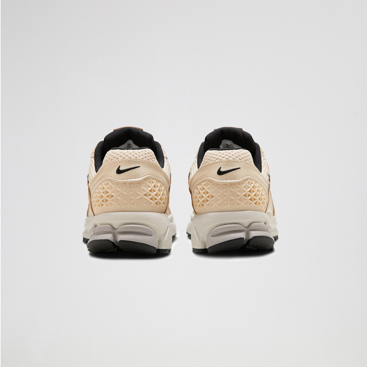 Zapatillas Nike Zoom Vomero 5 Mujer,  image number null