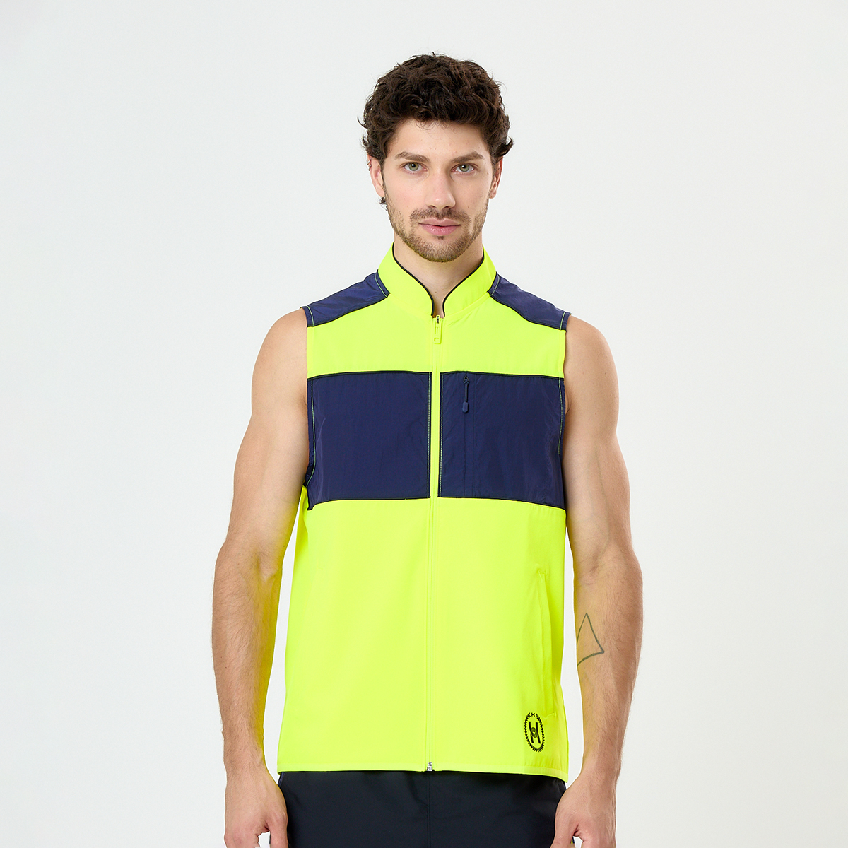 Chaleco Running Under Armour Launch Vest Hombre,  image number null