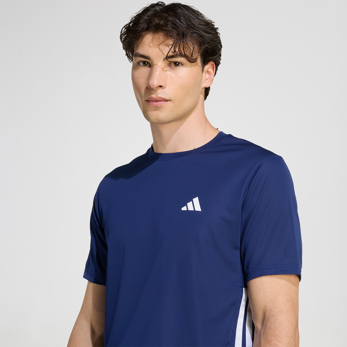 Remera adidas Workout Essentials 3 Tiras Hombre,  image number null