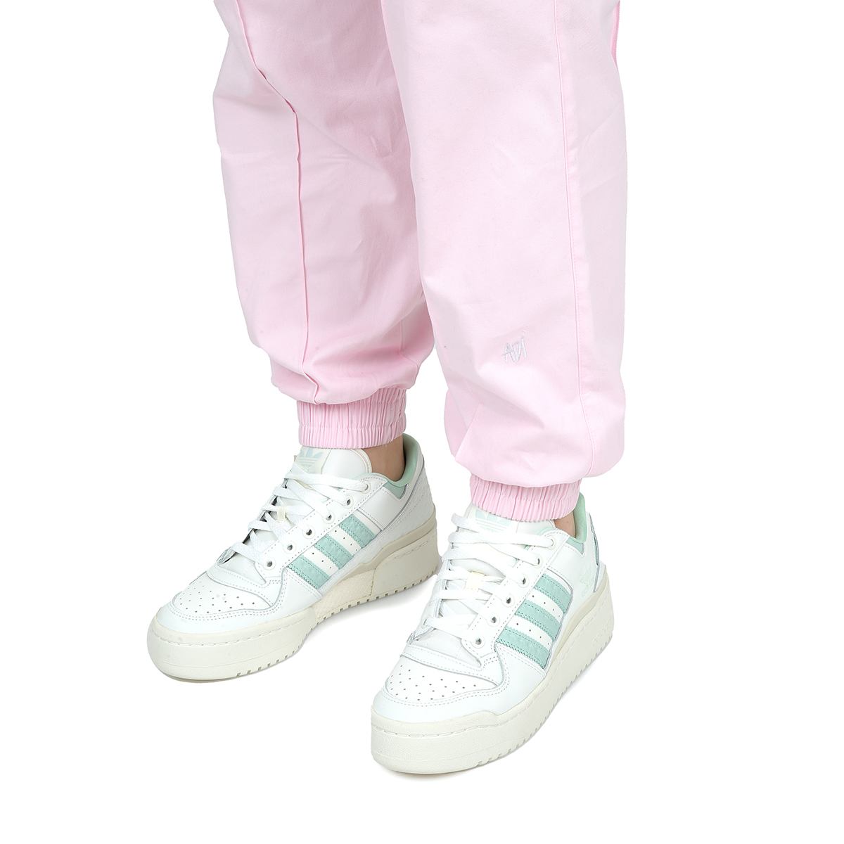 Pantalón adidas Loose Touser With Healing,  image number null