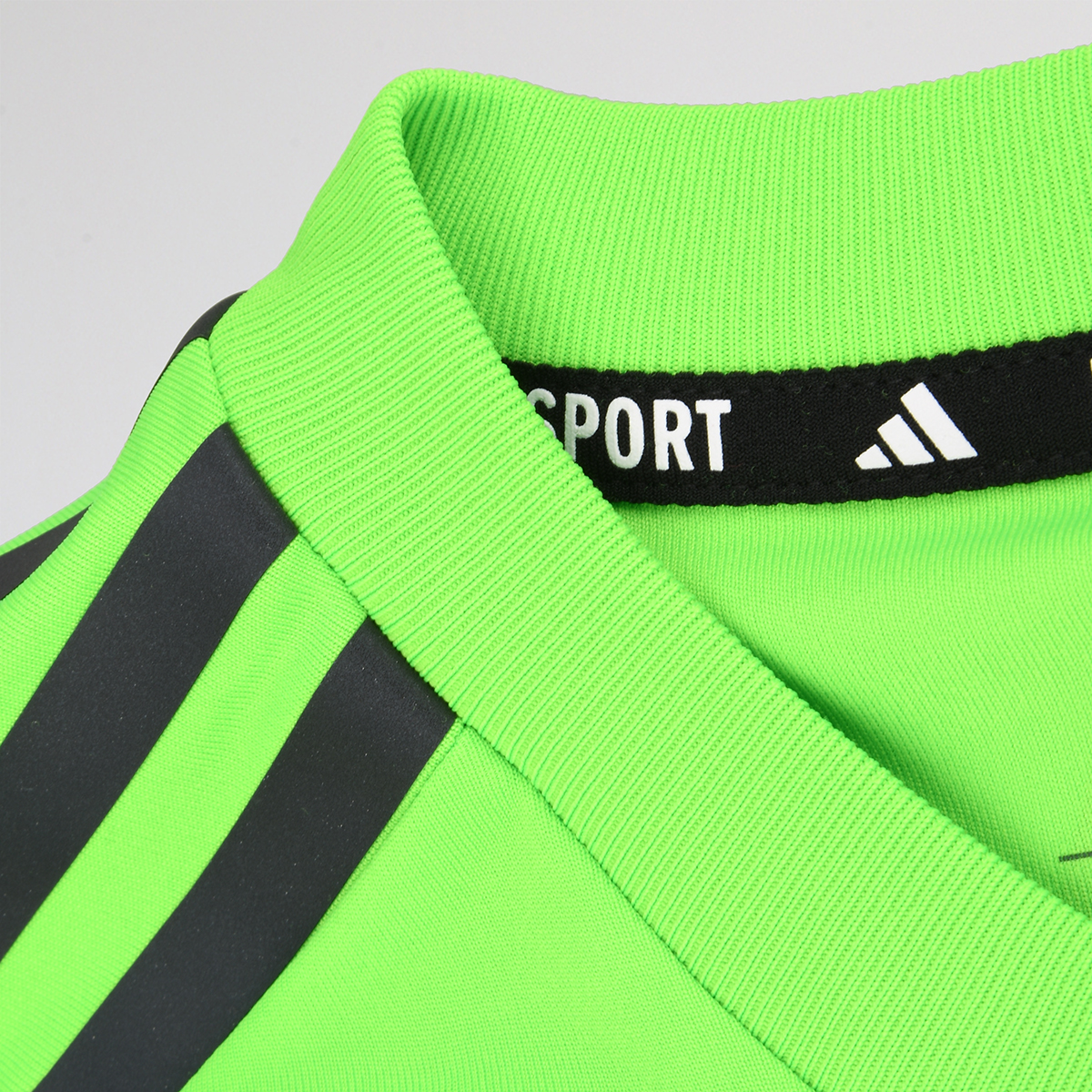 Remera adidas Mercedes AMG F1 One Team para Hombre,  image number null