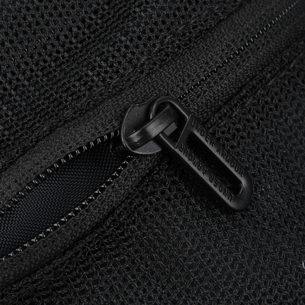 Bolso Under Armour Contain Travel Kit,  image number null