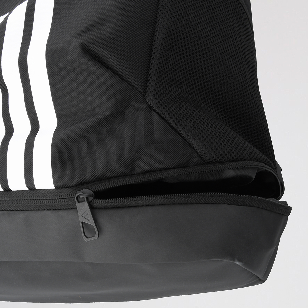 Mochila adidas Tiro F&uacute;tbol,  image number null