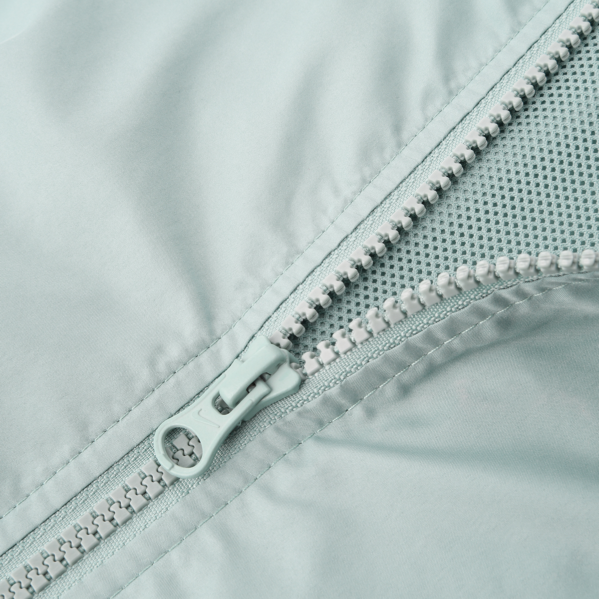 Campera Nike Rompevientos Essential Hd Mujer,  image number null