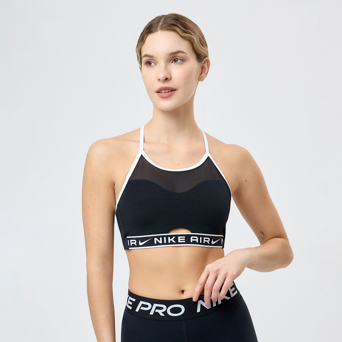 Top Training Nike Air Indy High Neck Mujer,  image number null