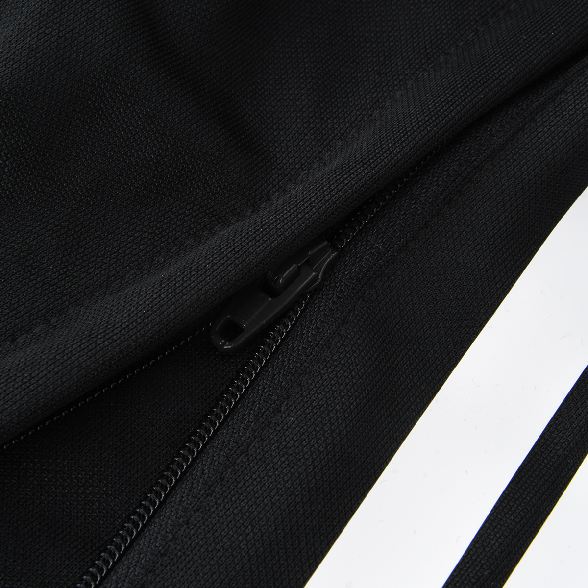 Pantal&oacute;n adidas 3 Tiras Ce&ntilde;ido Hombre,  image number null