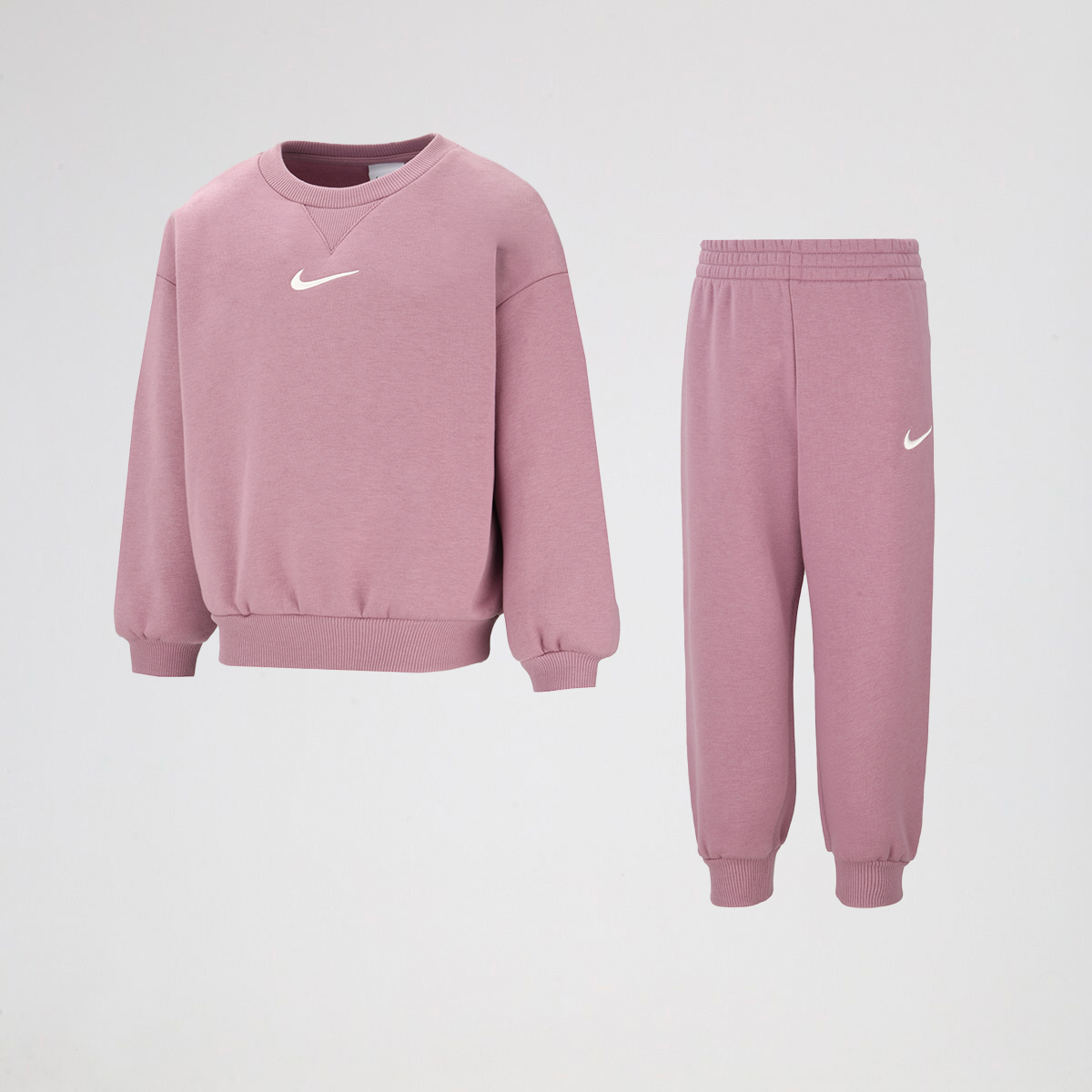 Conjunto Jordan Essential Fleece Crew Ni&ntilde;a,  image number null