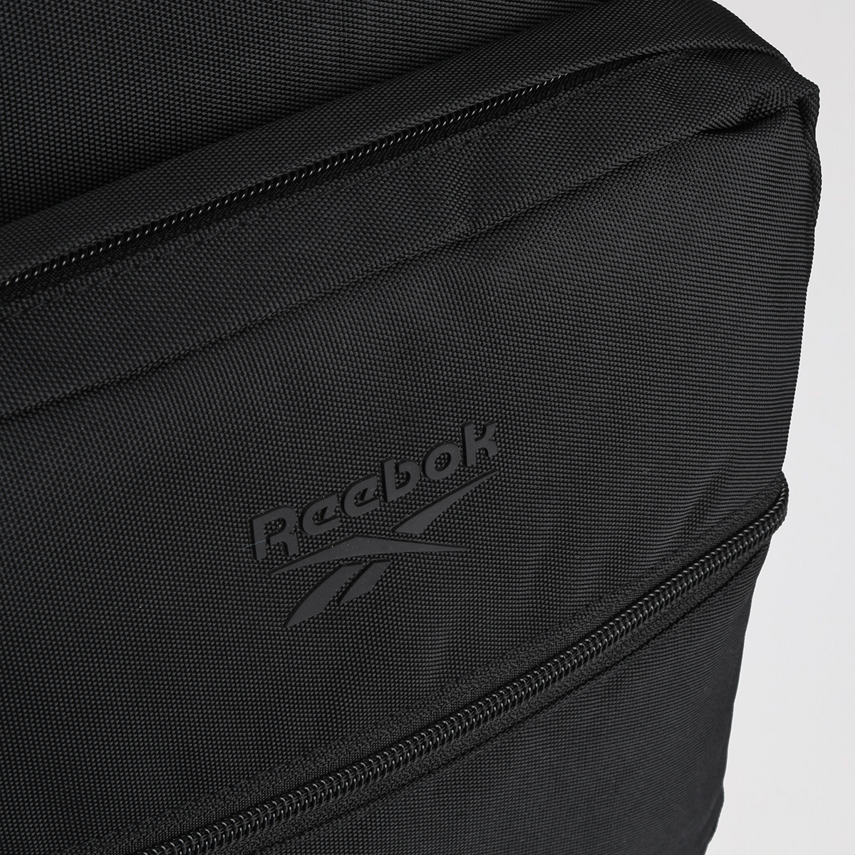 Mochila Reebok 17 Pulgadas con Bolsillo Frontal Nailon,  image number null