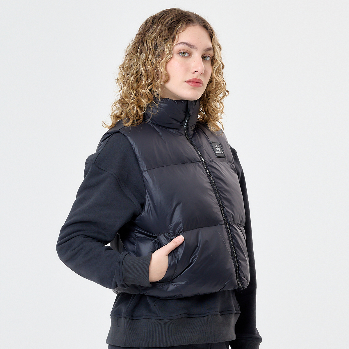 Chaleco Topper Puffer Cropped Mujer,  image number null