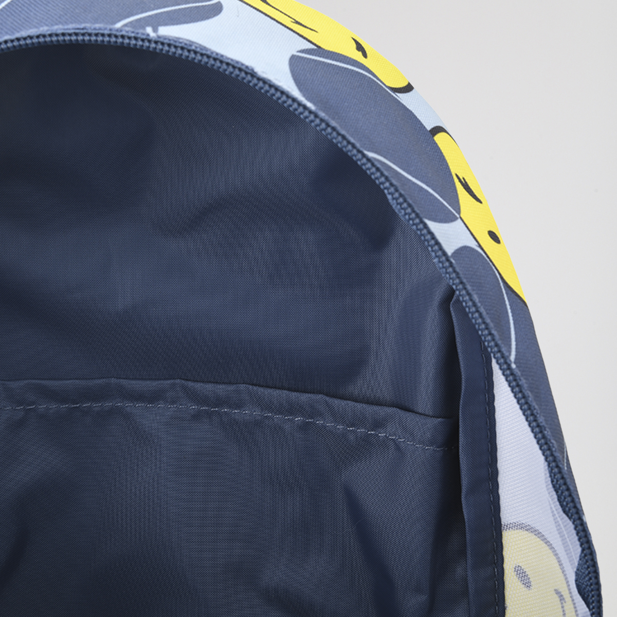 Mochila adidas X Smiley World Infantil,  image number null