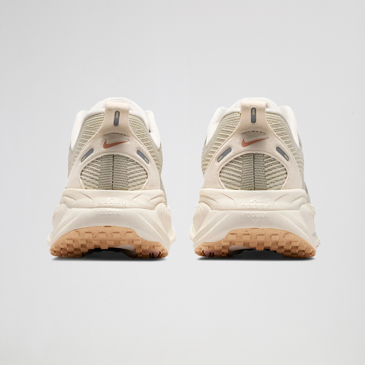 Zapatillas Running Nike Vomero 18 LT Mujer,  image number null