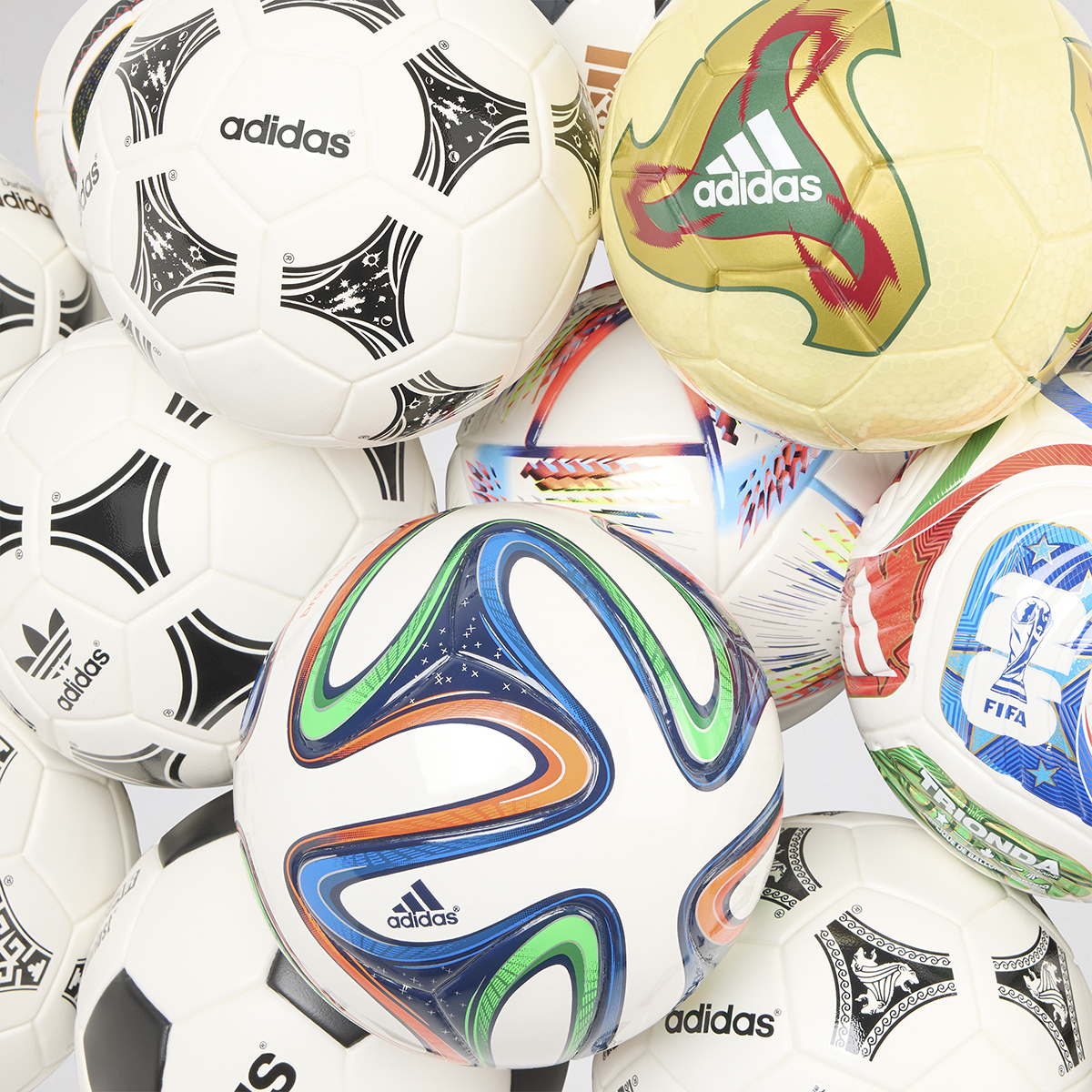 Set de Pelotas adidas Mini Historical Copa Mundial de la FIFA&trade;,  image number null