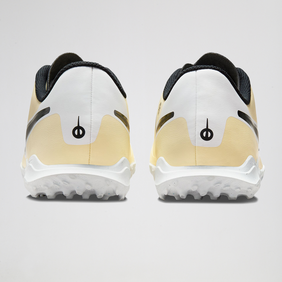 Botines Fútbol Nike Legend 10 Club Hombre,  image number null