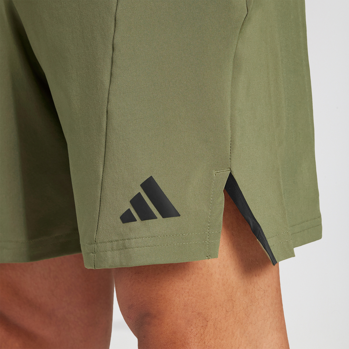 Short adidas Workout Hombre,  image number null