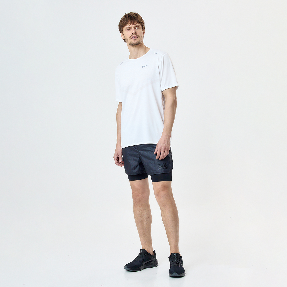 Short Running Nike Division Repel Hombre,  image number null