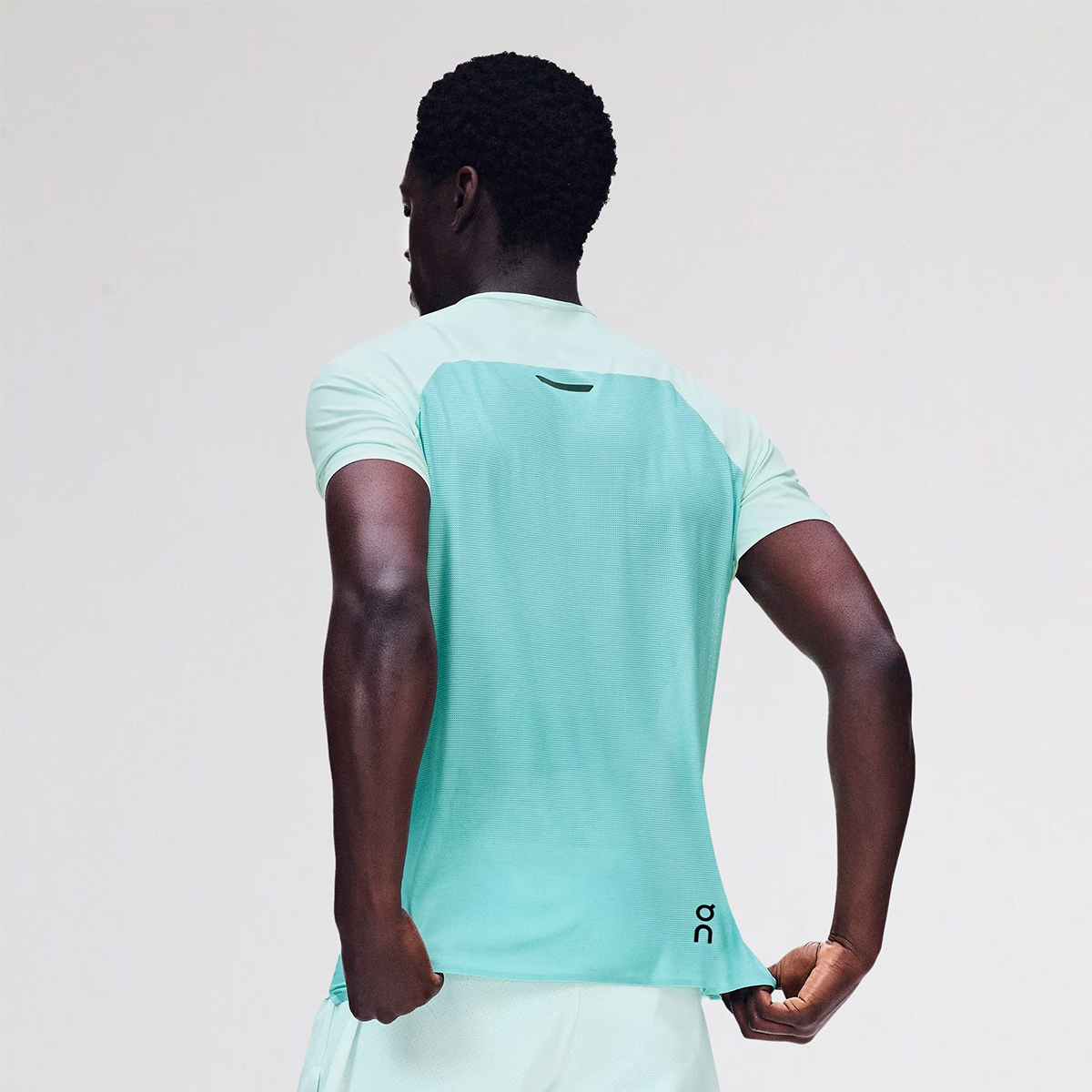 Remera ON Performance-T Hombre poli&eacute;ster,  image number null