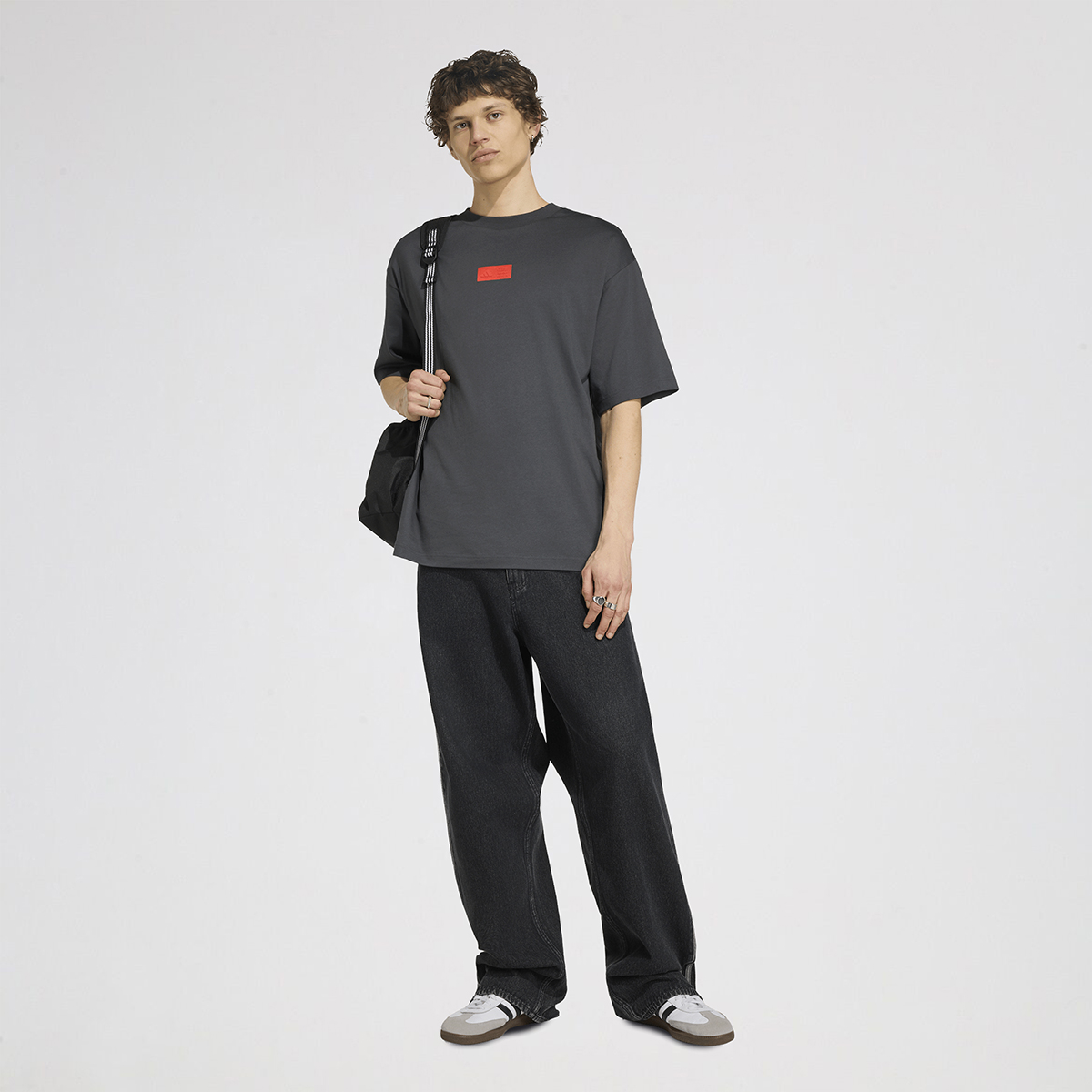 Remera adidas Audi Revolut F1 Team Elevated Graphic,  image number null