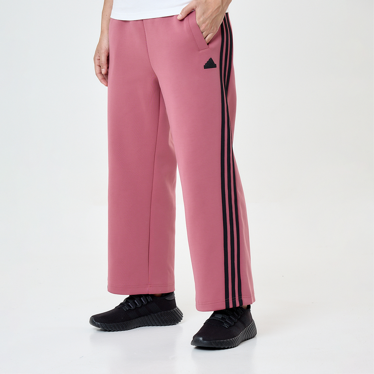 Pantalón adidas Future Icons 3 Tiras Mujer,  image number null