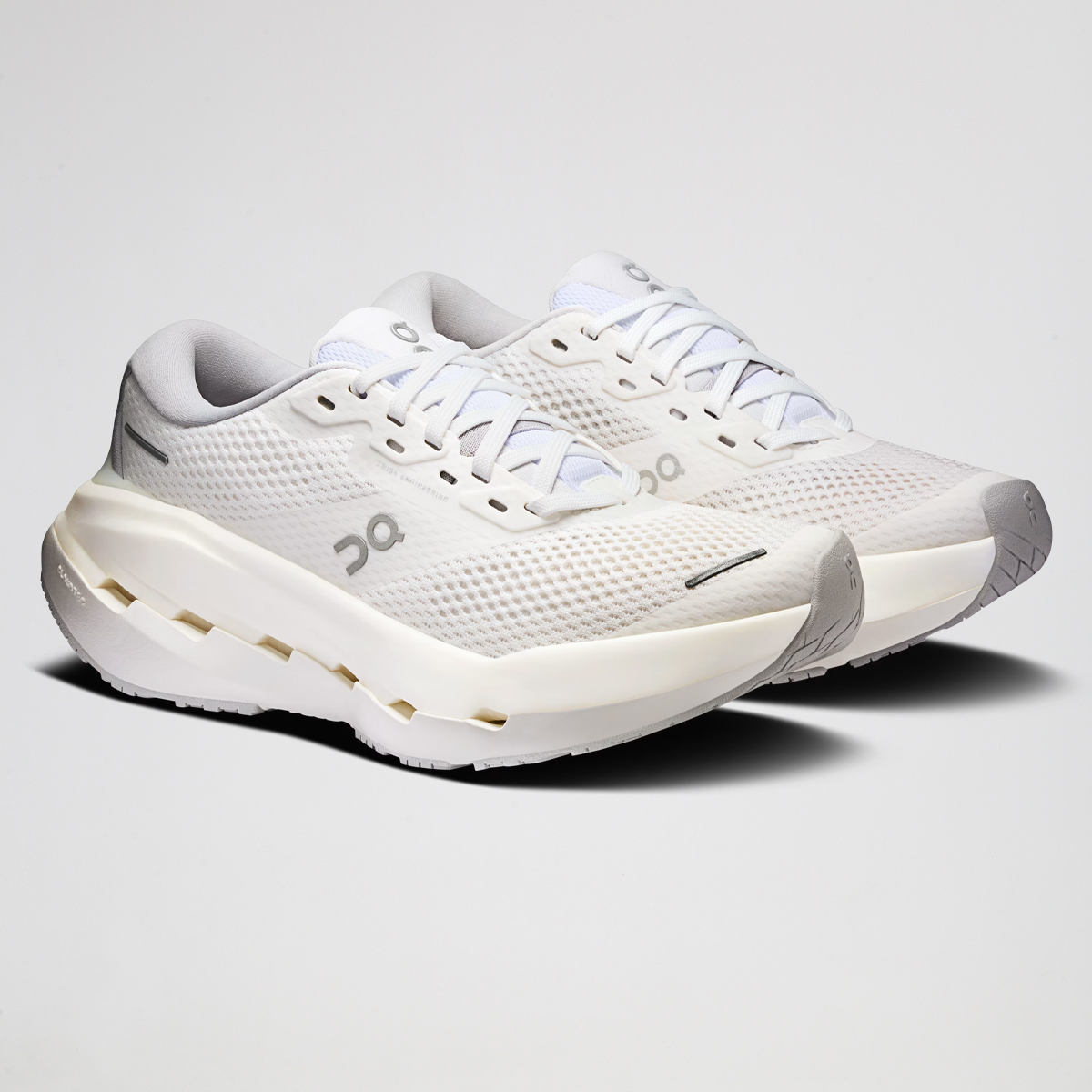 Zapatillas ON Cloudrunner Max Mujer,  image number null