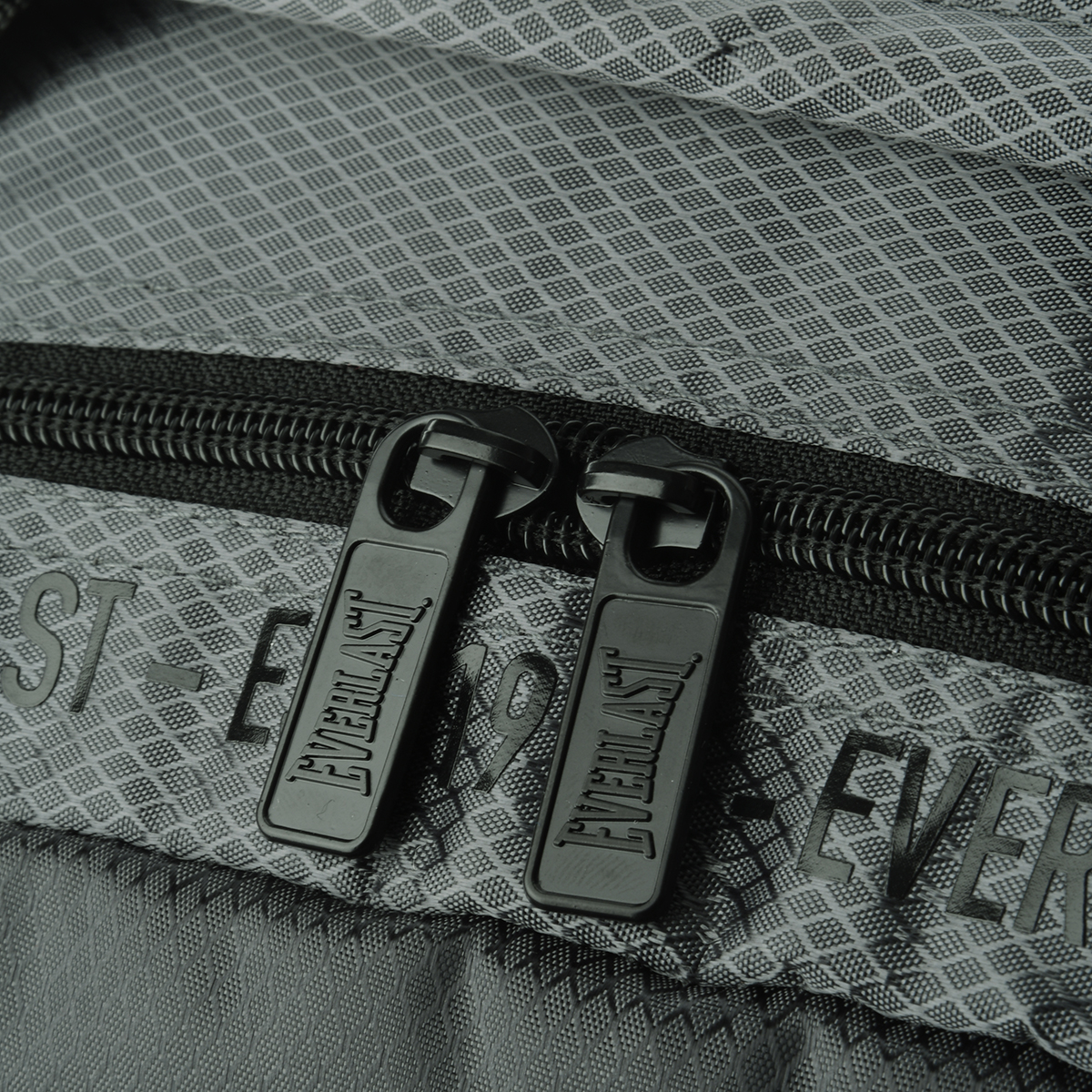 Mochila con portabotella Everlast 18 Pulgadas,  image number null