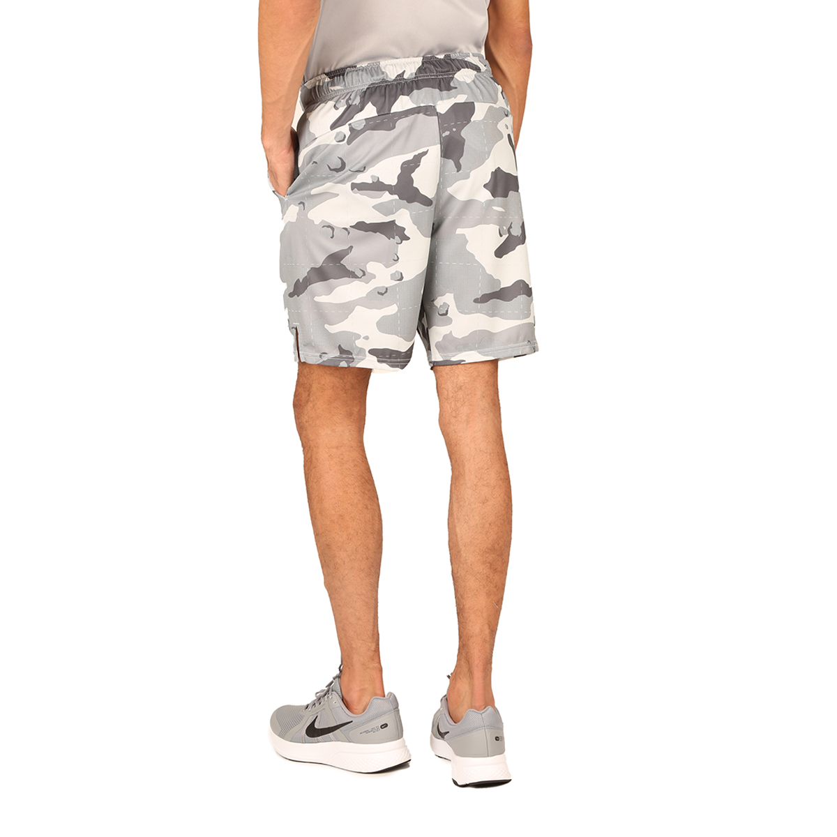 Short Nike Camo,  image number null