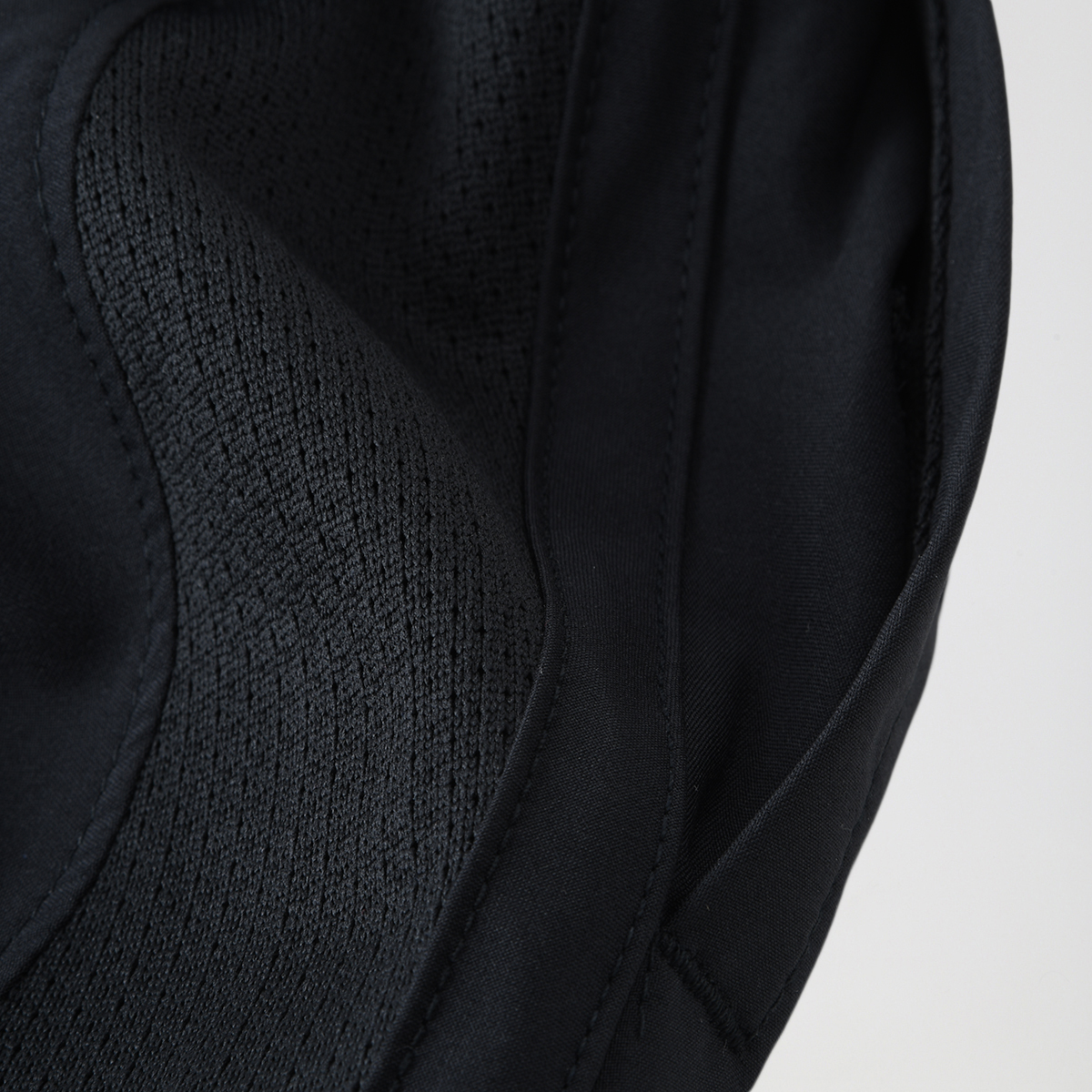 Short Under Armour Launch 7 Hombre,  image number null