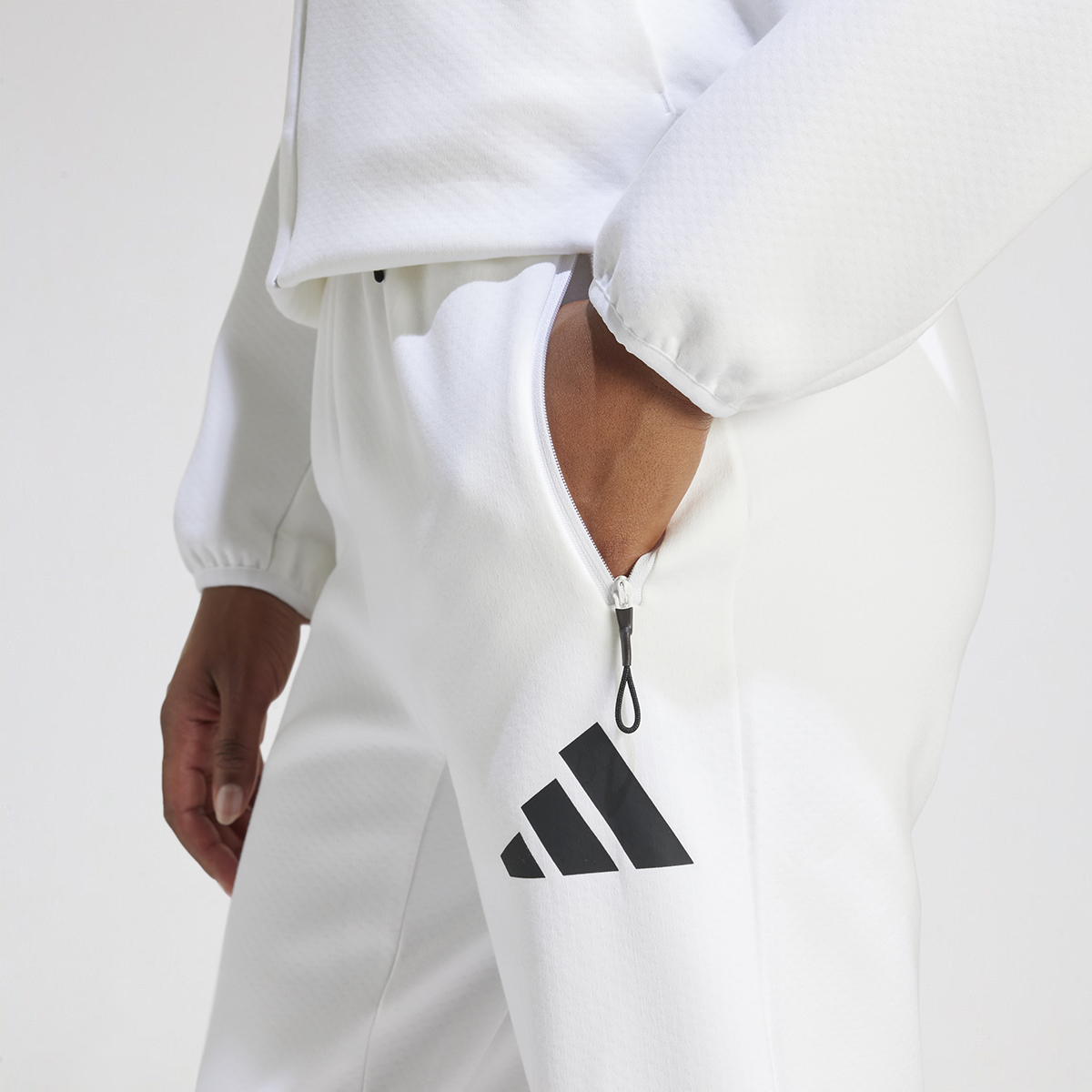 Pantalón adidas Z.N.E. Mujer,  image number null