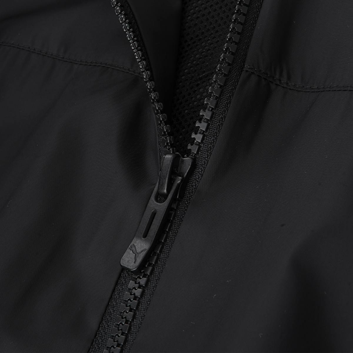 Campera Puma Rompeviento Essentials Relaxed Hombre,  image number null