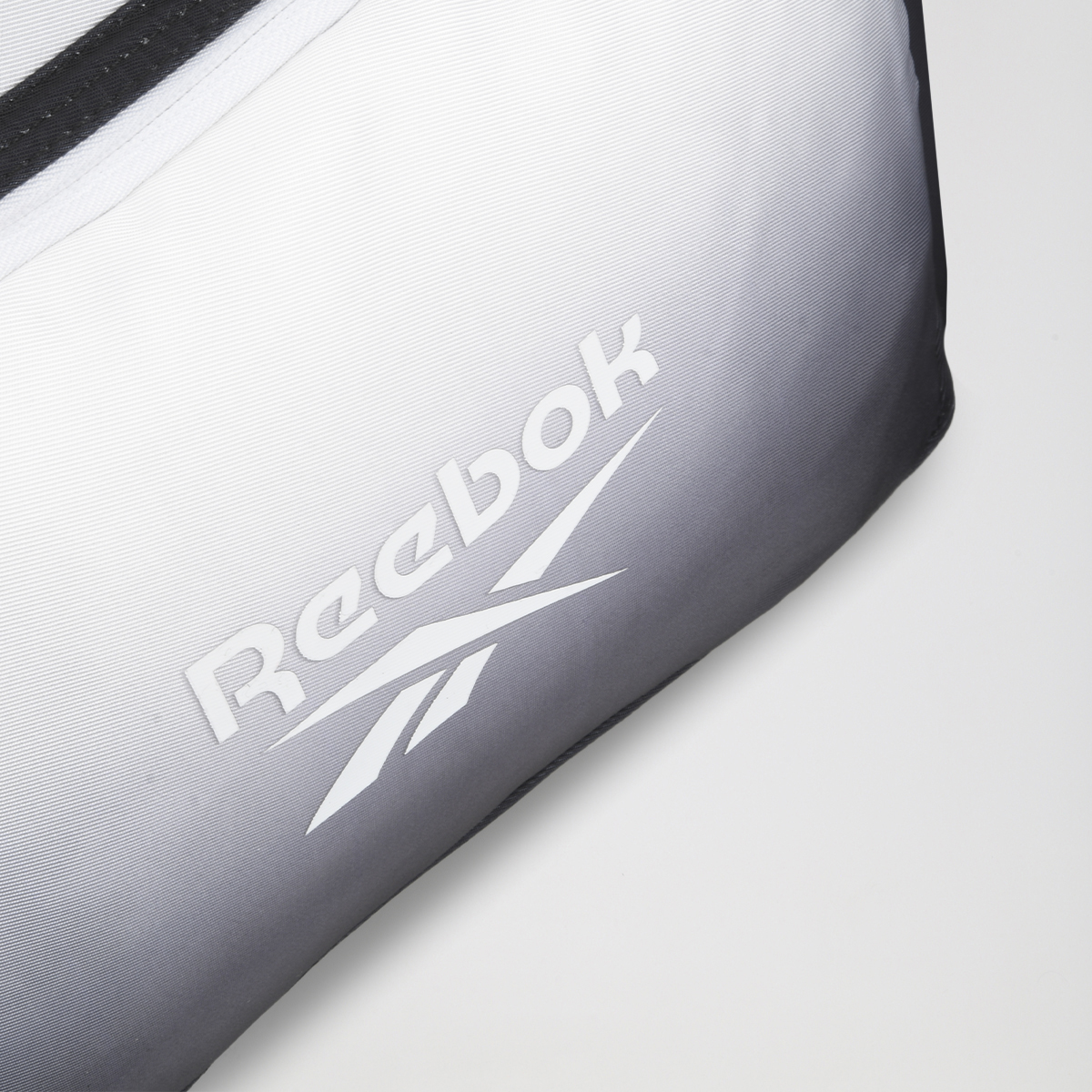 Bolso Reebok Classics 29 L,  image number null