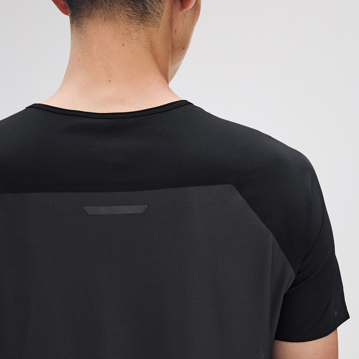 Remera Entrenamiento ON Performance-T Hombre,  image number null