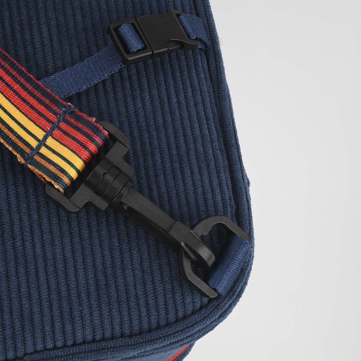 Mochila Coleman T&eacute;rmica Cooler Stranger Things,  image number null