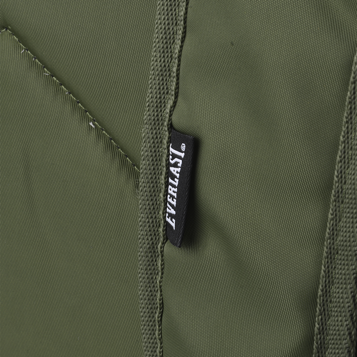 Mochila Everlast 18 Pulgadas con tiras regulables,  image number null