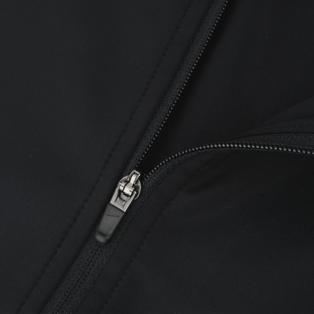 Buzo con cierre Nike Swift Mujer,  image number null