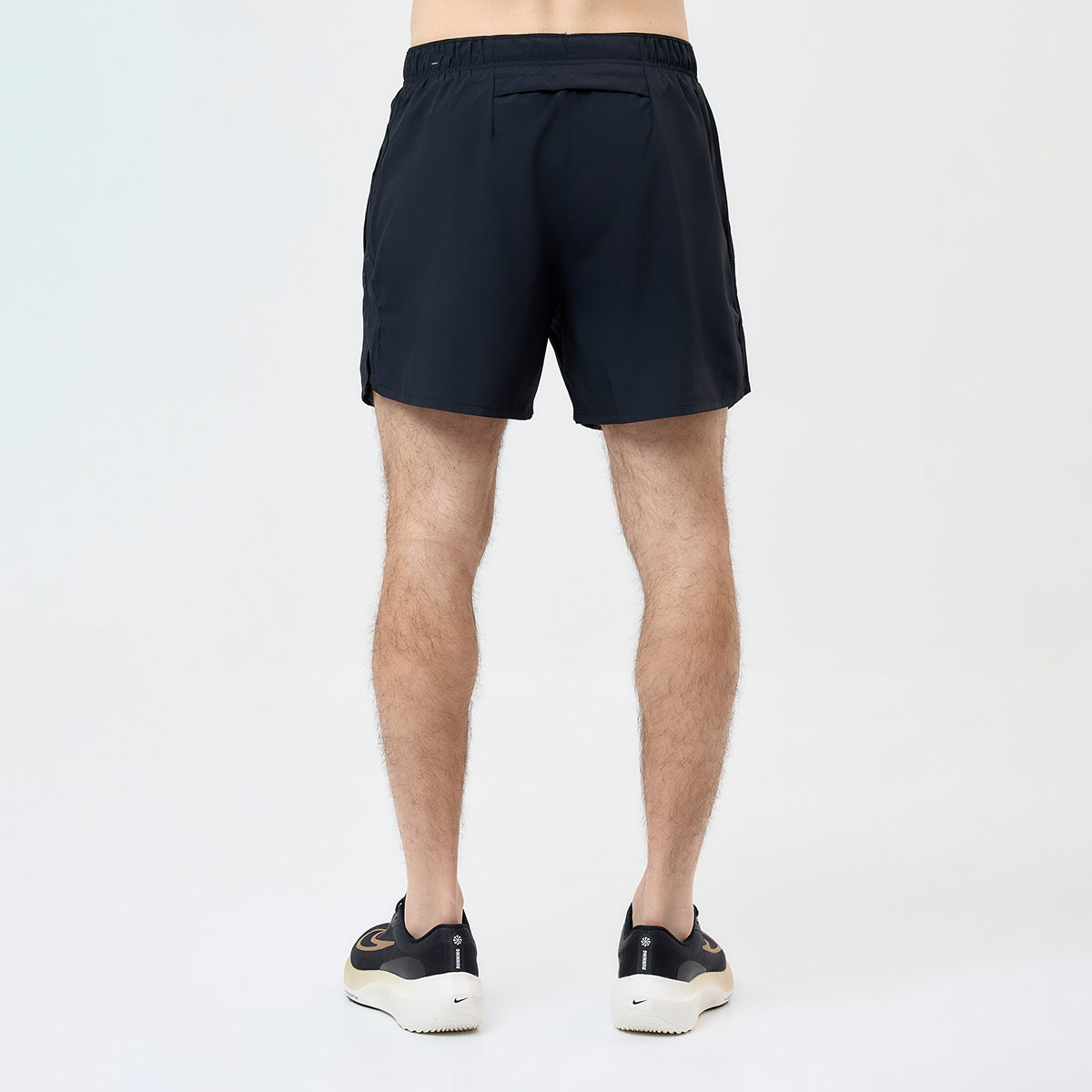 Short Running Nike Challenger Hombre,  image number null