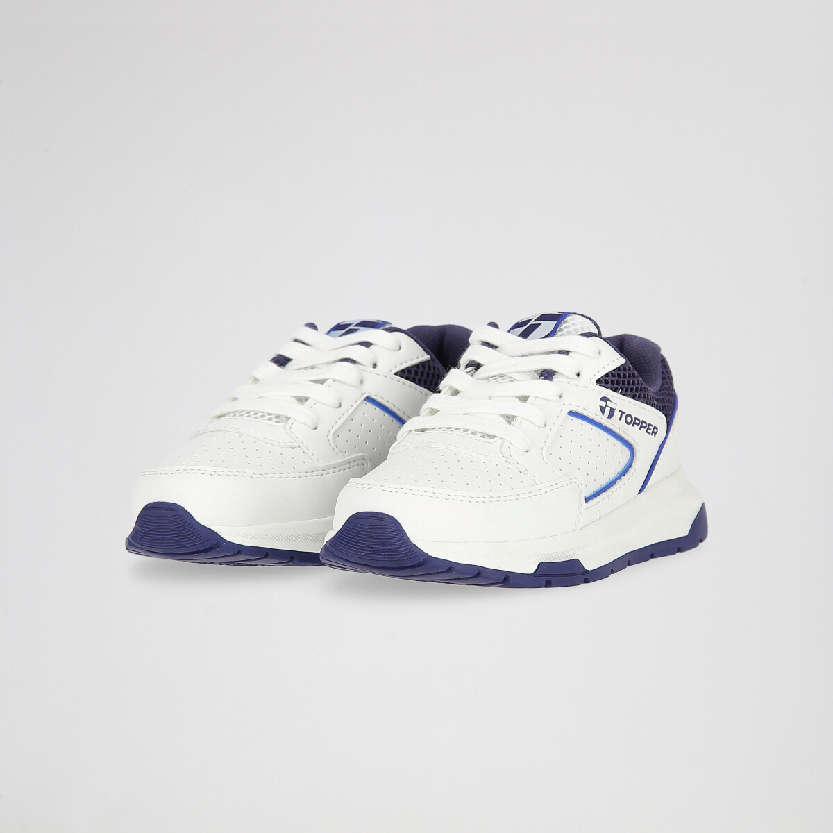 Zapatillas cuero sint&eacute;tico Topper Map Infantil,  image number null