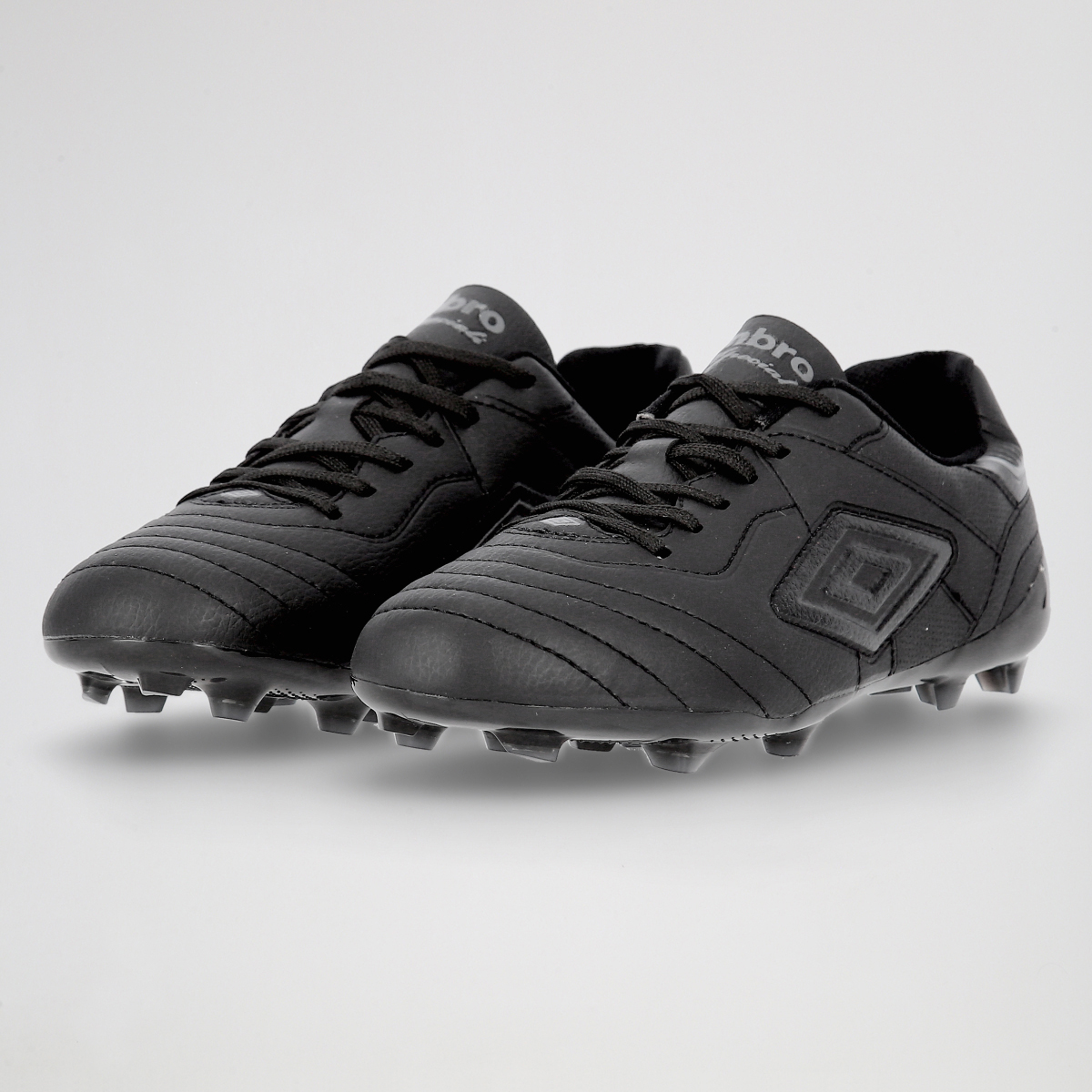 Botines Futbol Umbro Speciali Classic Campo Hombre Dexter