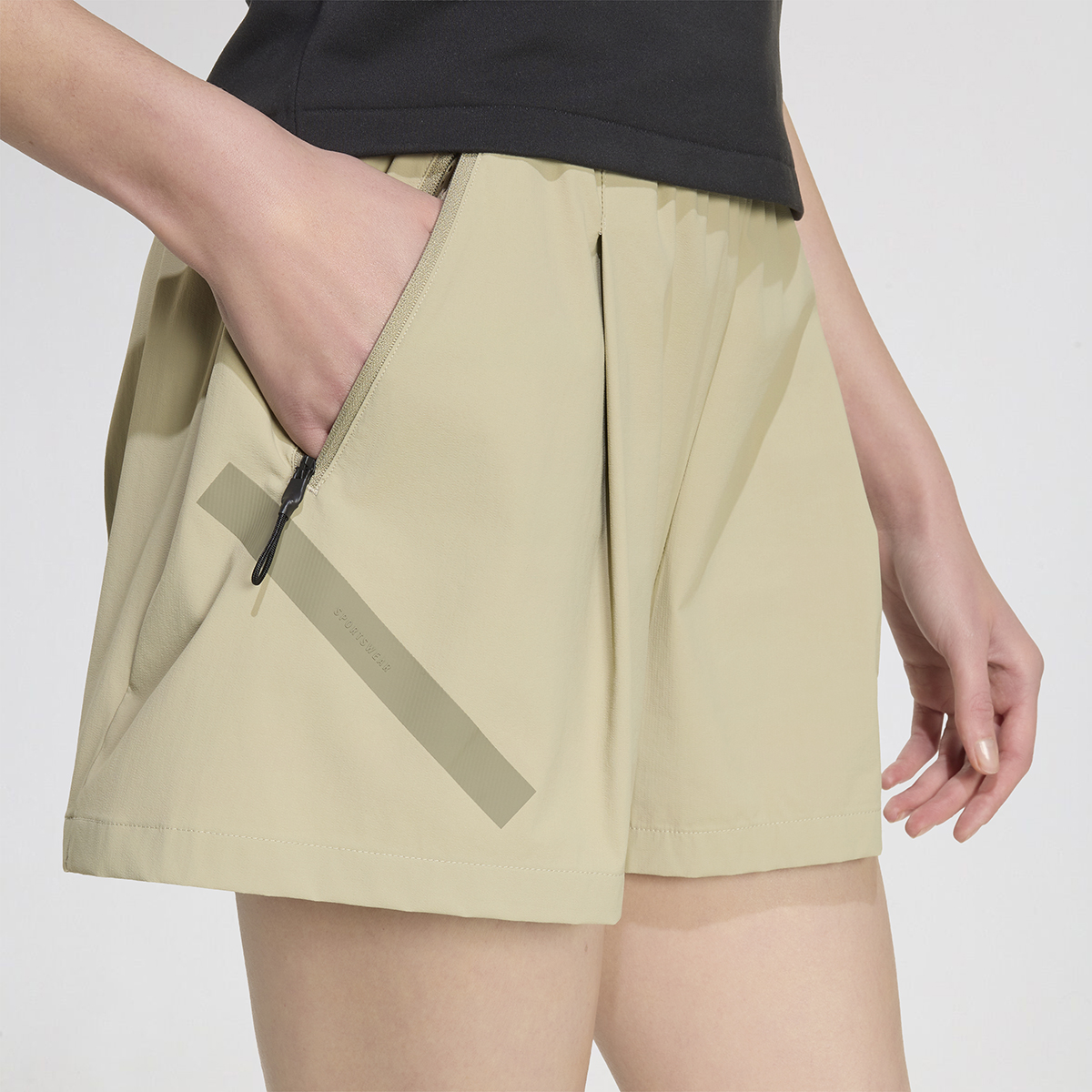 Short adidas Z.N.E. Woven Mujer,  image number null