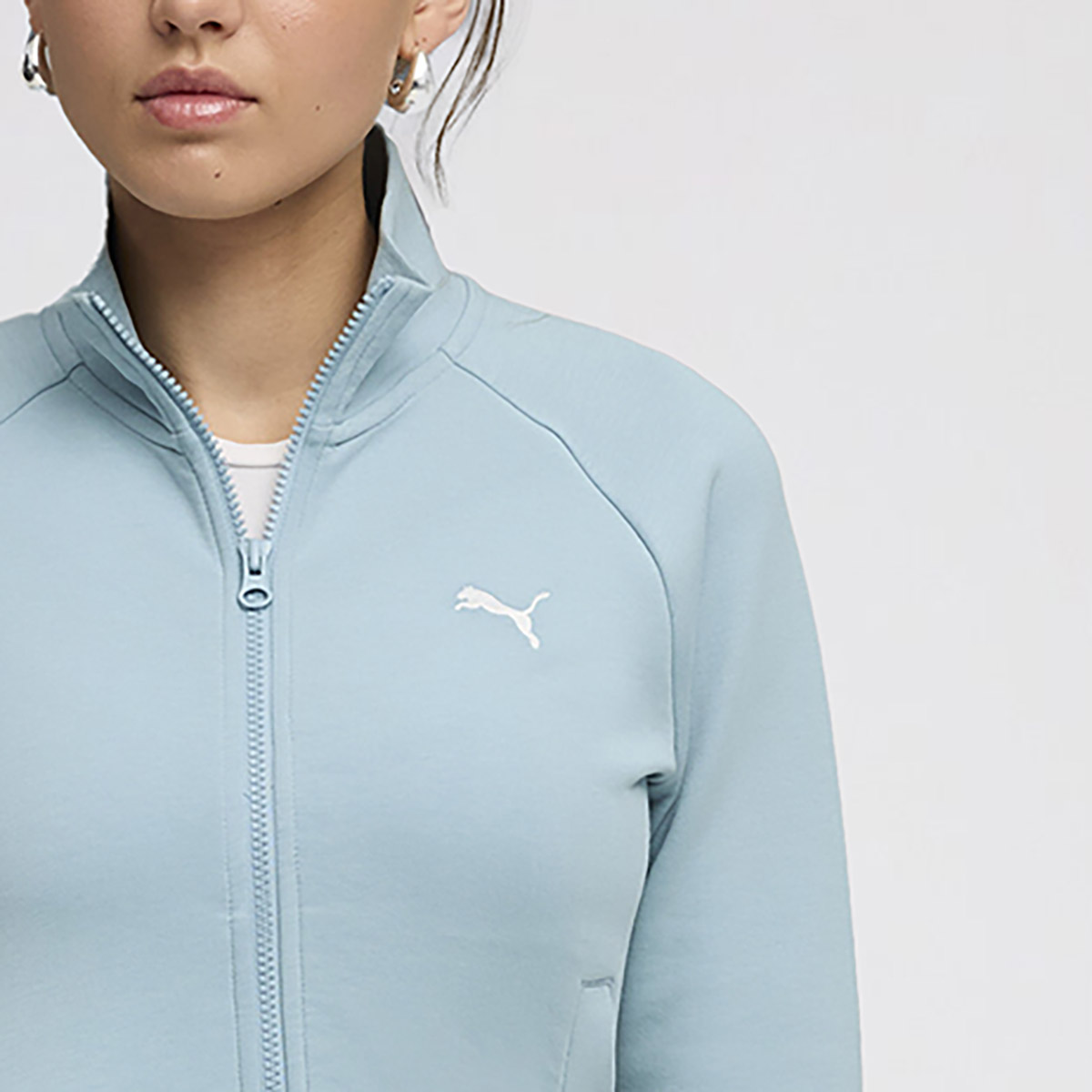 Buzo con Cierre Puma Essentials Semi Ajustado Mujer,  image number null