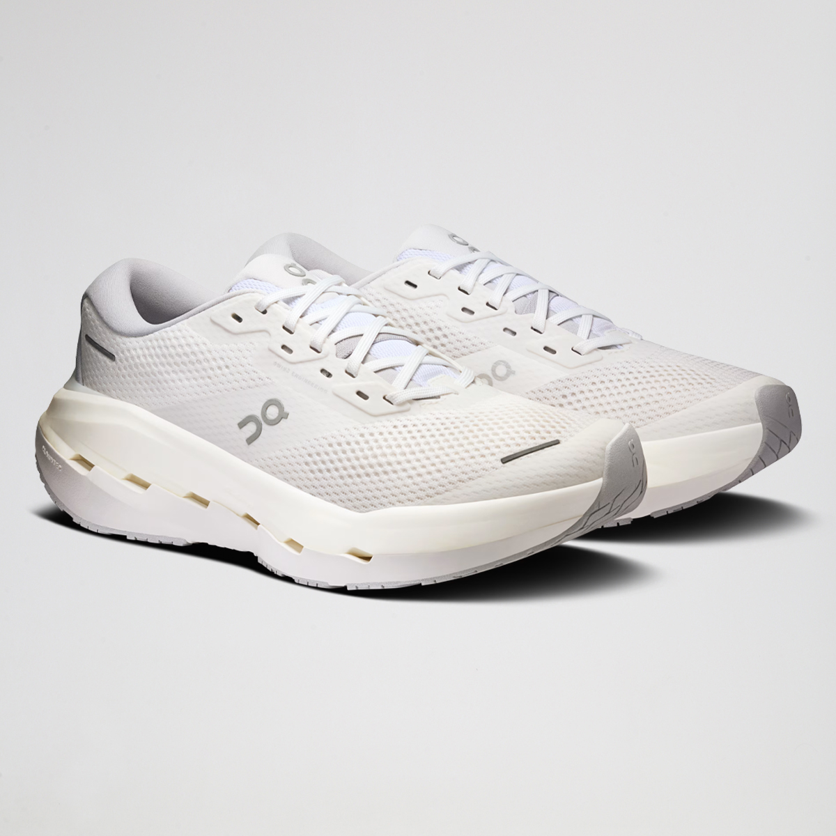 Zapatillas ON Cloudrunner Max Hombre,  image number null