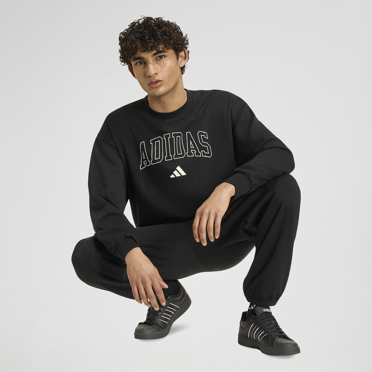 Buzo adidas Seasonal Essentials Collegiate Hombre,  image number null