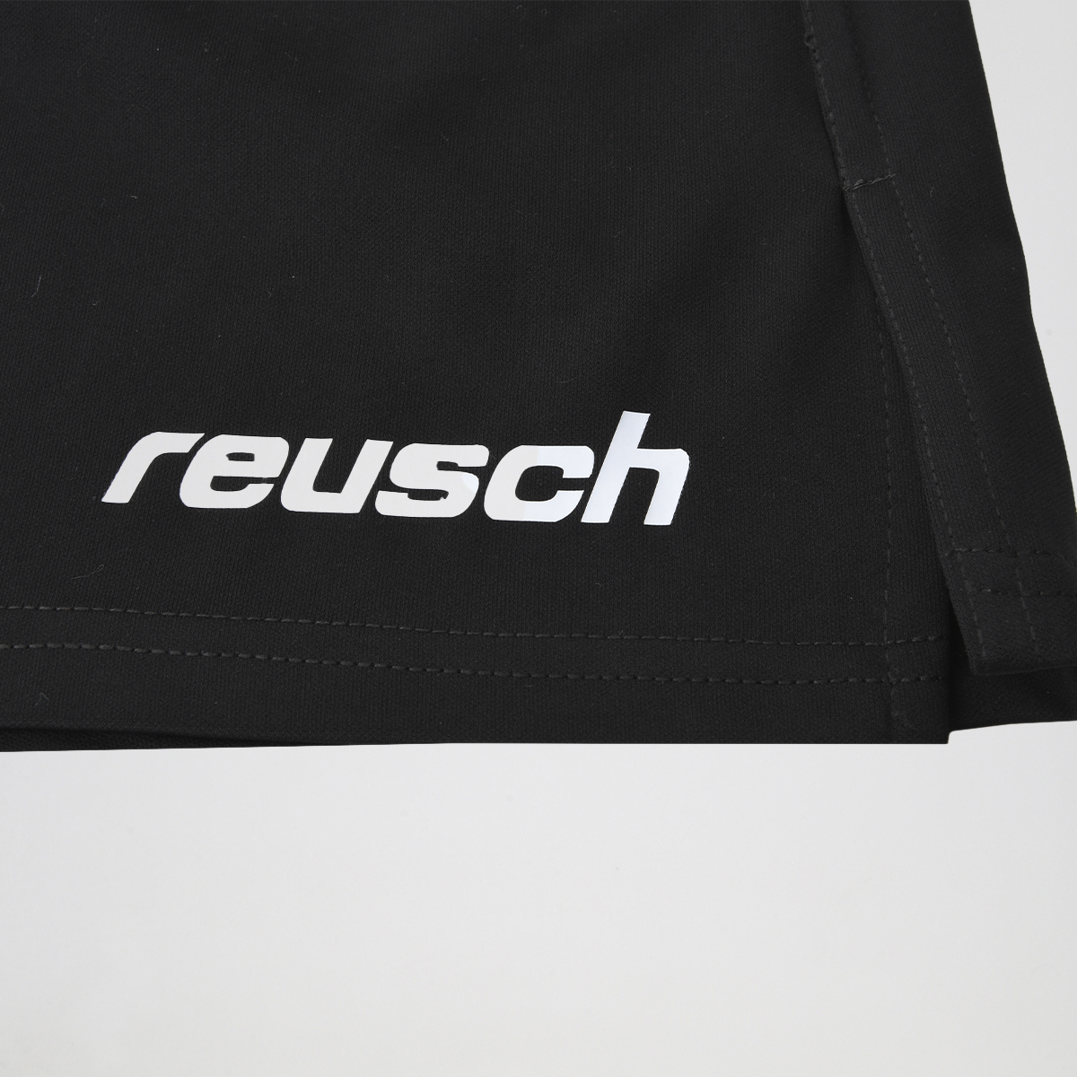 Short Entrenamiento Reusch Arbitro Estandar Hombre,  image number null