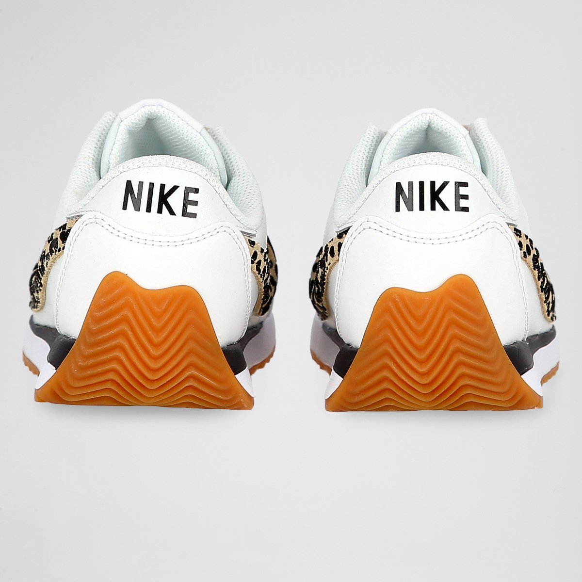 Zapatillas Nike Pacific Leather SE Mujer,  image number null