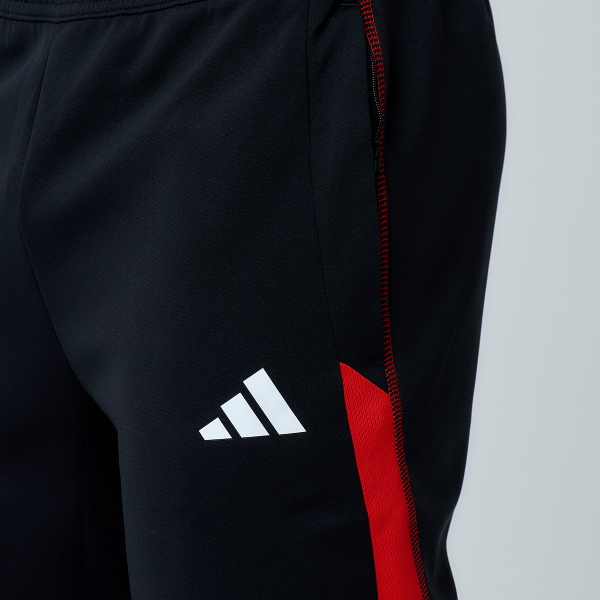 Pantalón adidas Rp,  image number null
