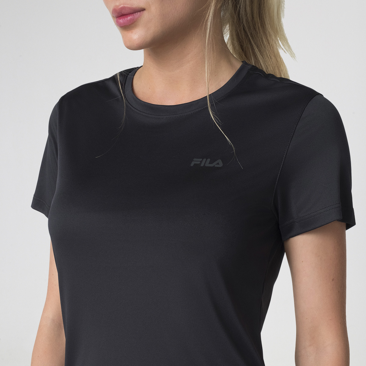 Remera Entrenamiento Fila Basic Sports III Mujer,  image number null