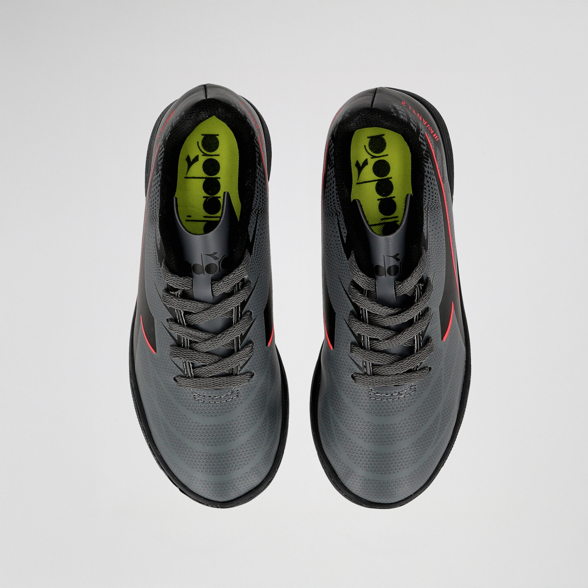 Botines F&uacute;tbol Diadora Avanti 2 Turf ca&ntilde;a baja Infantil,  image number null